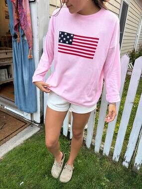NEW TOWN PRIDE knit flag sweater in light pink combo